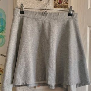 L/M Gray mini skirt